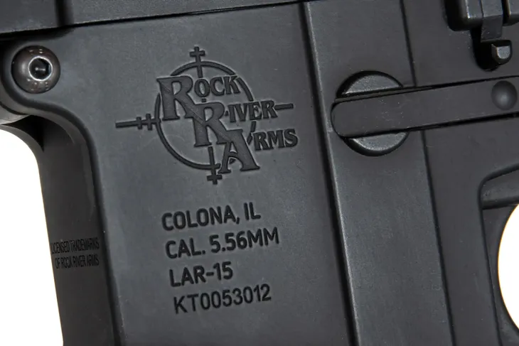 replika-karabinka-sa-e07-edge-light-ops-stock-zasilanie-elektryczne-marka-specna-arms