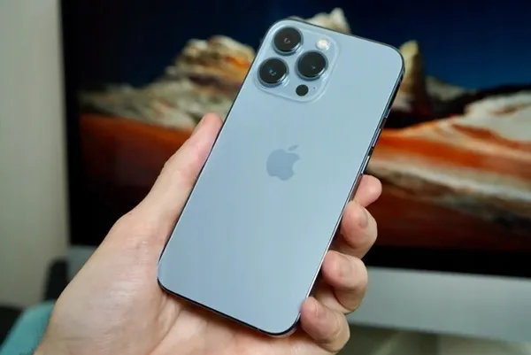 apple-iphone-13-pro-128gb-outlet