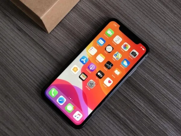 apple-iphone-11-64gbgb-outlet