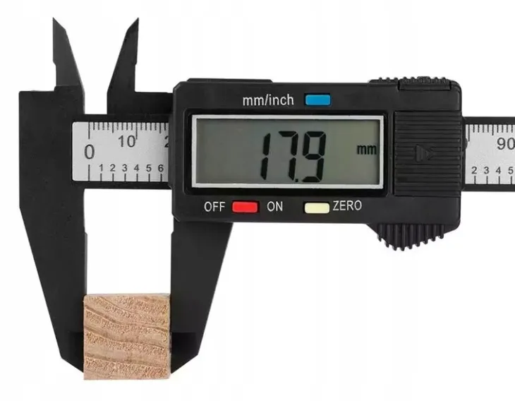 suwmiarka-elektroniczna-cyfrowa-lcd-150mm-marka-bemi