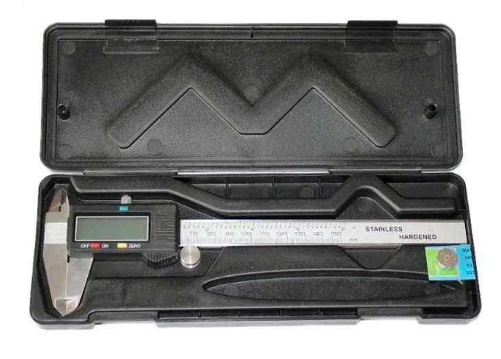 suwmiarka-elektroniczna-cyfrowa-lcd-150mm-stan-nowy-maksymalny-zakres-pomiaru-150-mm