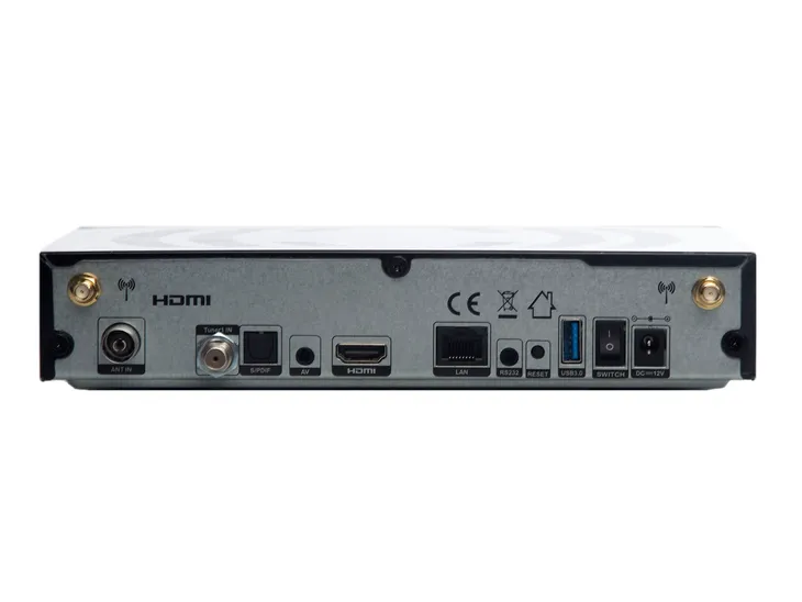 qviart-dual-os-e2-android-4k-dvb-s2x-t2-c-stan-nowy