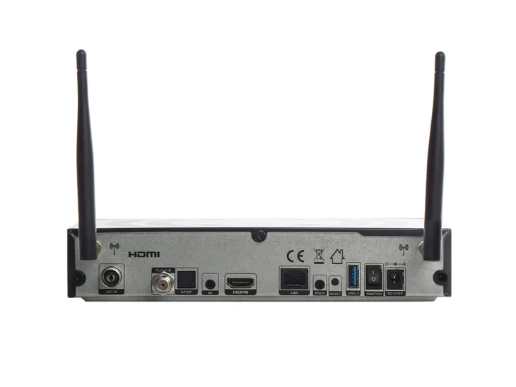 qviart-dual-os-e2-android-4k-dvb-s2x-t2-c-stan-nowy