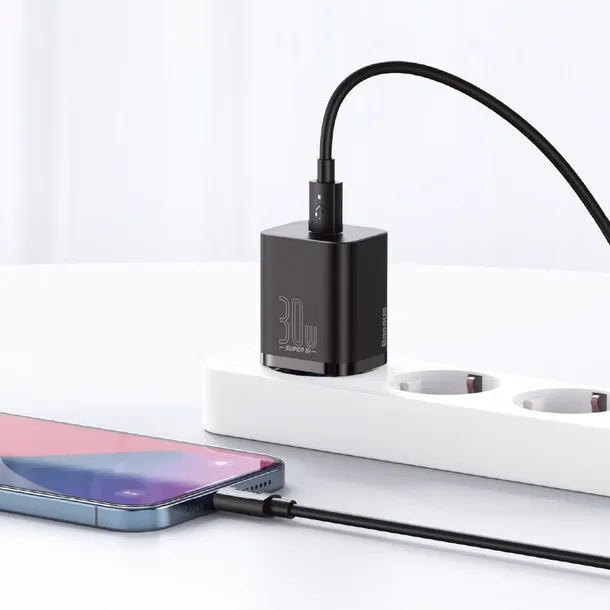 baseus-ladowarka-usb-typ-c-30w-czarny-przewod-w-zestawie-nie