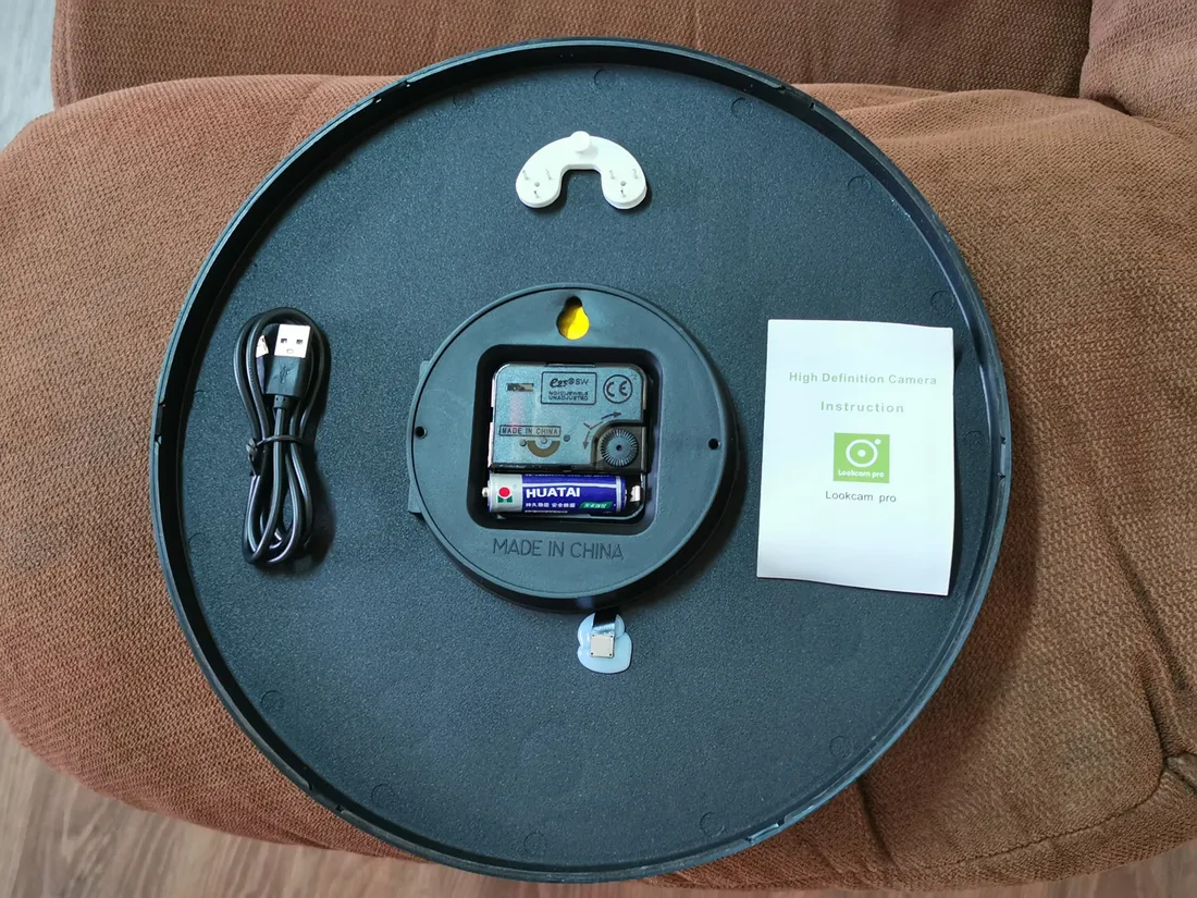 kamera-ukryta-zegar-wifi-na-zywo-w-telefonie-stan-nowy