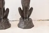 2-psy-z-brazu-charty-przed-dom-do-ogrodu-95cm