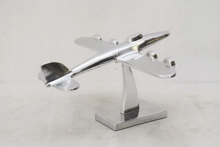 model-samolotu-aluminowy-model-samolot-pilot