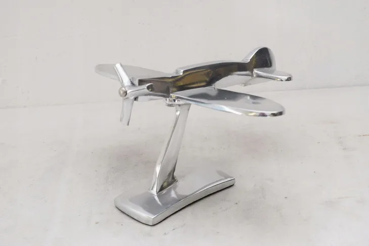 model-samolotu-aluminowy-model-samolot-pilot