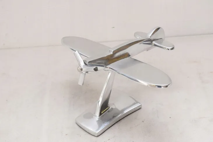 model-samolotu-aluminowy-model-samolot-pilot