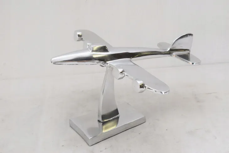 model-samolotu-aluminowy-model-samolot-pilot