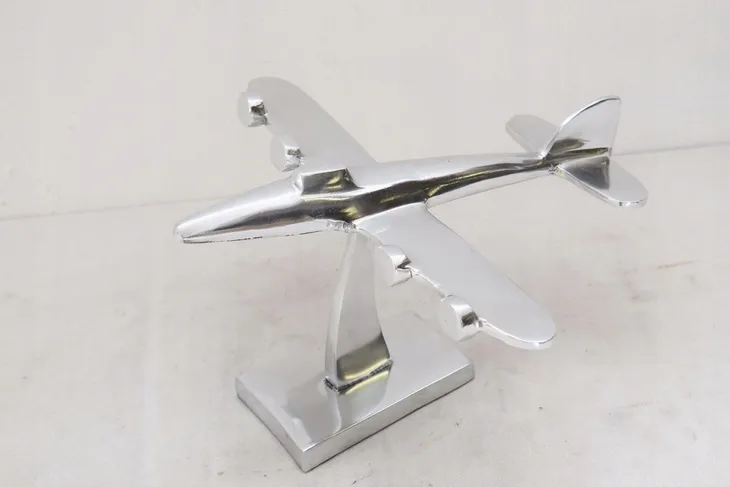 model-samolotu-aluminowy-model-samolot-pilot