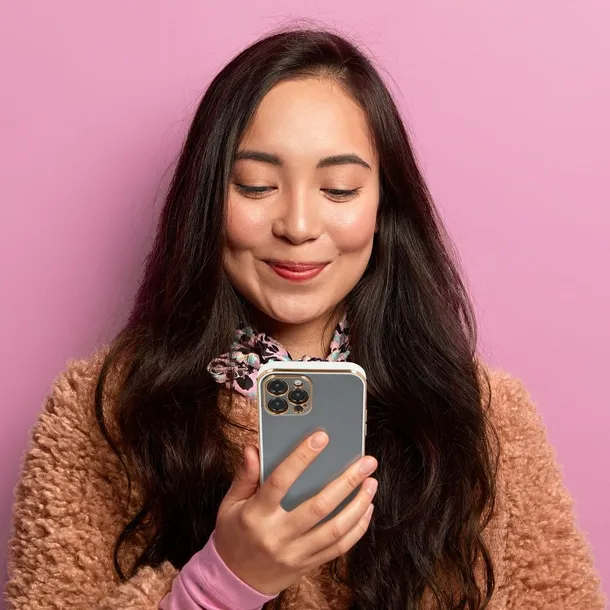 futeral-lux-do-iphone-14-pro-max-bialy-stan-nowy