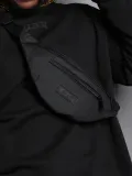 torba-na-talie-basic-czarna-plec-produkt-meski