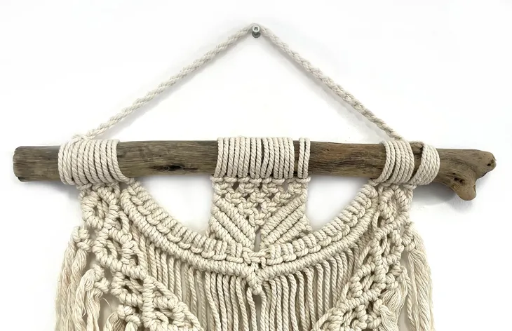 makrama-ozdoba-scienna-boho-prezent-stan-nowy