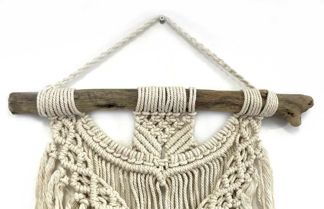 makrama-ozdoba-scienna-boho-prezent-stan-nowy