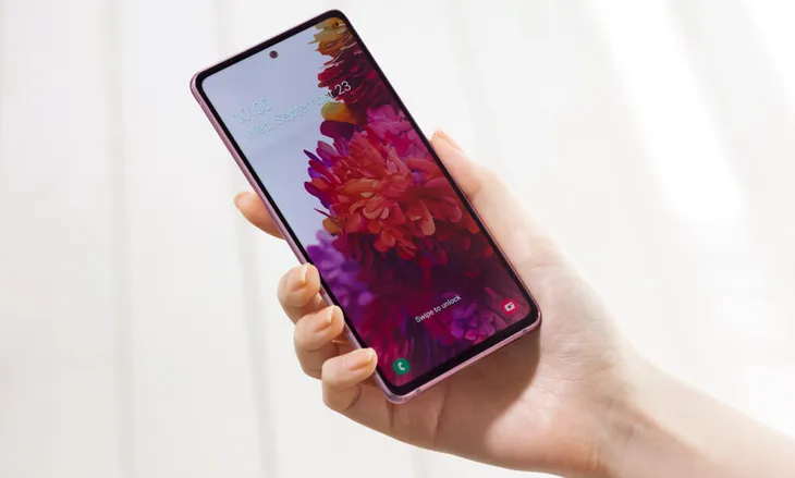 samsung-galaxy-s20-fe-128gb-kolor-granatowy