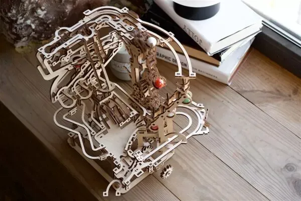 tor-kulkowy-ugears-lan-model-mechaniczny-gratis-material-drewno