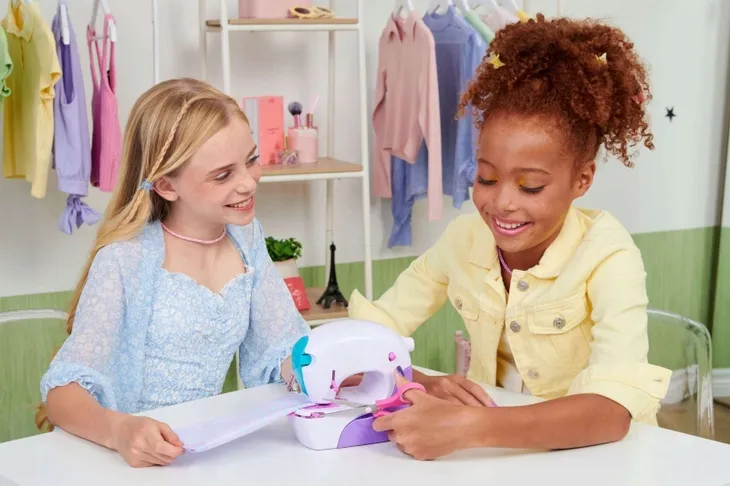 spin-master-cool-maker-studio-maszyna-do-szycia-seria-cool-maker-stitch-n-style