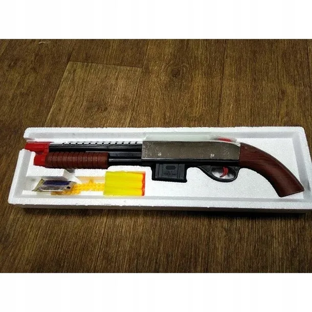 5902565243012-material-plastik