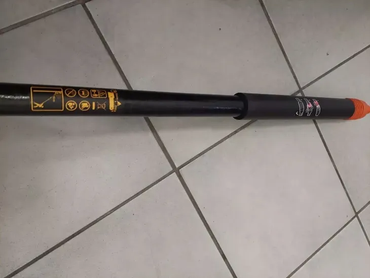 blackanddecker-chainsaw-waga-urzadzenia-3-7-kg