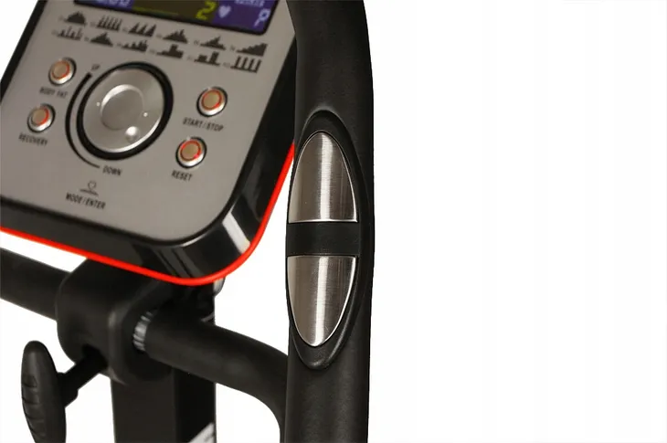 rower-treningowy-hertz-maximo-automat-programy-liczba-stopni-regulacji-oporu-16