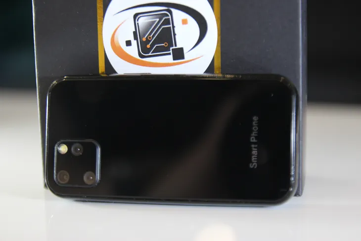 mini-telefon-smartfon-android-dual-sim-2-x-kamera-stan-nowy