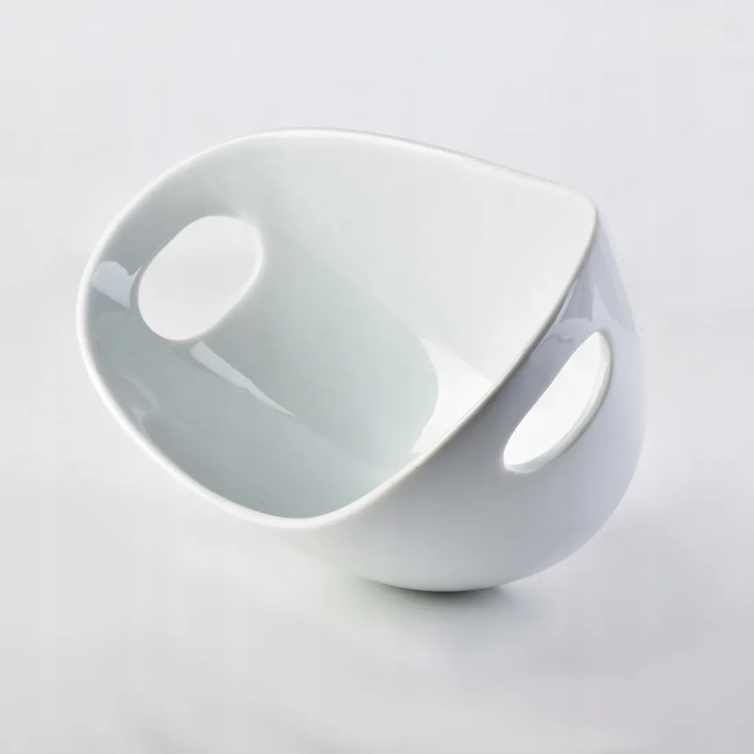 miska-basic-owalna-22x13x10-cm