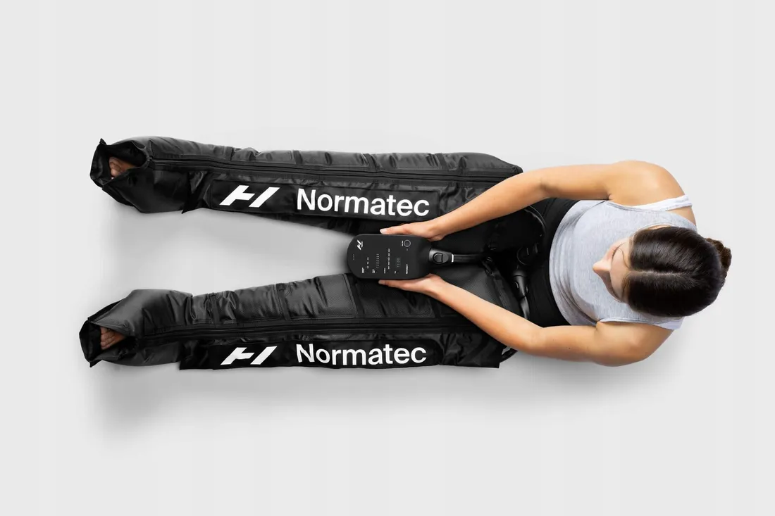 normatec-3-system-do-regeneracji-nog-masazer