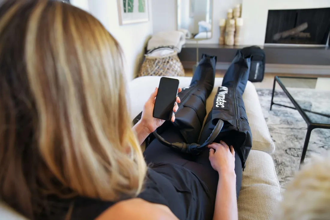 normatec-3-system-do-regeneracji-nog-masazer
