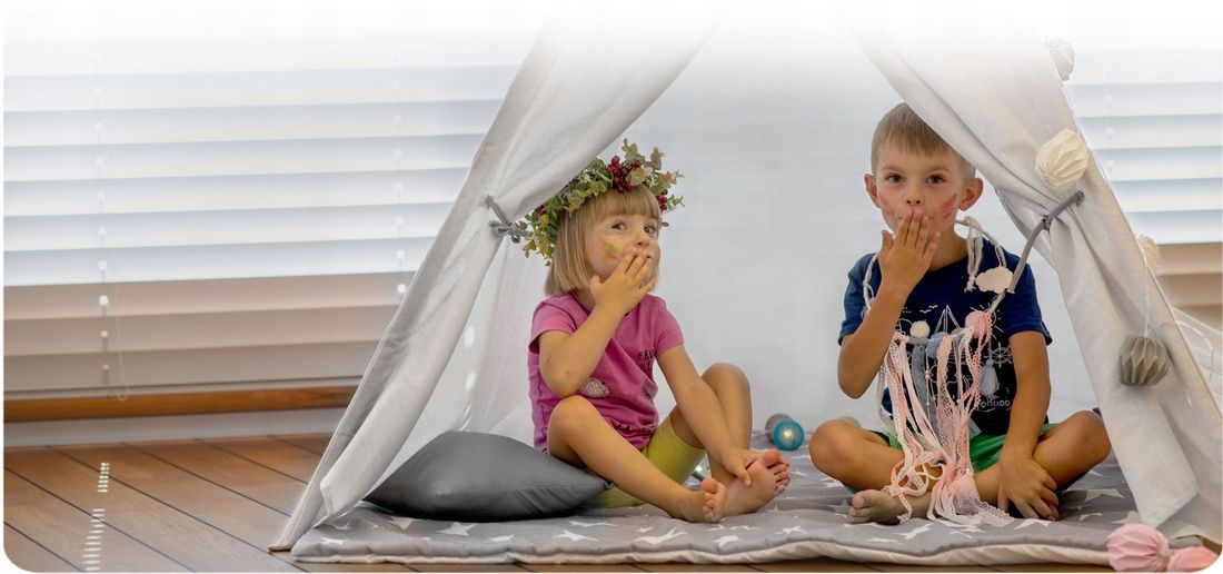 namiot-tipi-dla-dzieci-ze-swiatelkami-nukido-szary