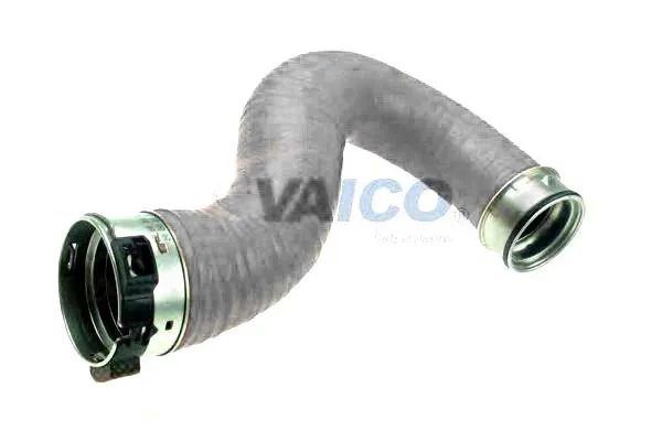 przewod-intercoolera-mercedes-vaico