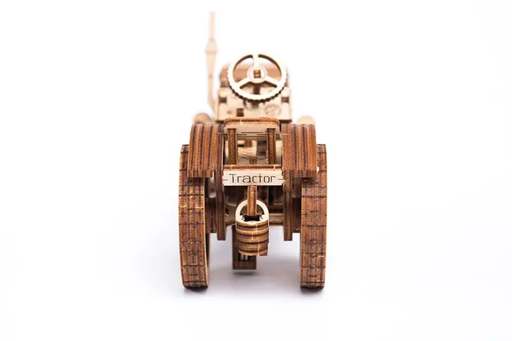 drewniane-puzzle-3d-traktor-material-drewno