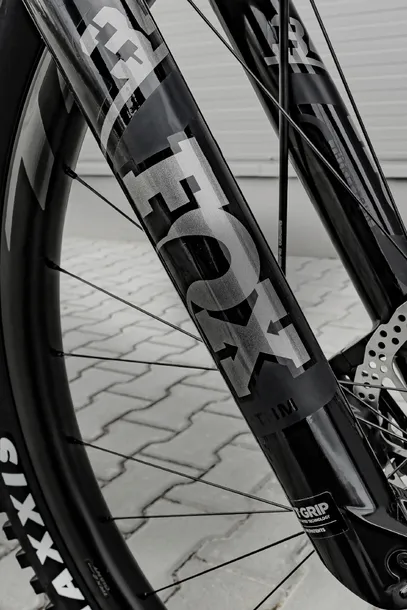 rower-mtb-giant-trance-advanced-pro-2-2022-29-amortyzacja-przod-i-tyl