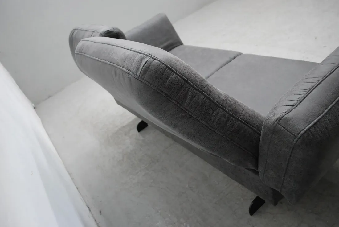 rhd-nowa-sofa-2-os-design-kanapa
