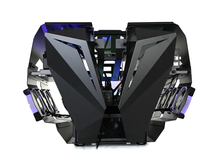 komputer-hiro-i9z690-engine-v8-iem-certified-monitor-brak