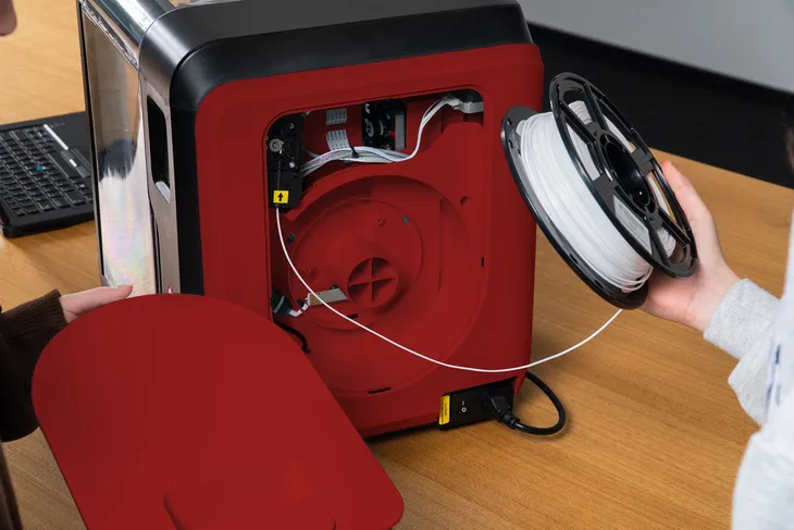 avtek-drukarka-3d-creocube-3d