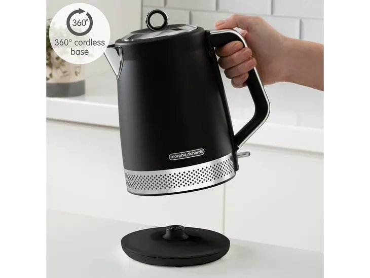 czajnik-morphy-richards-illumination-czarny
