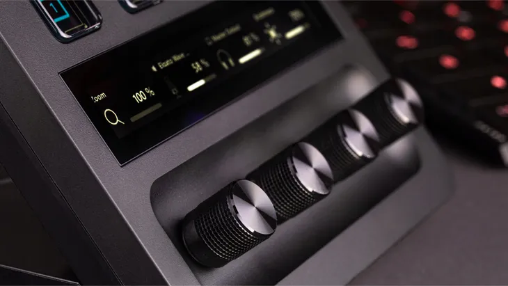 panel-sterowania-elgato-stream-deck-model-stream-deck-stan-nowy