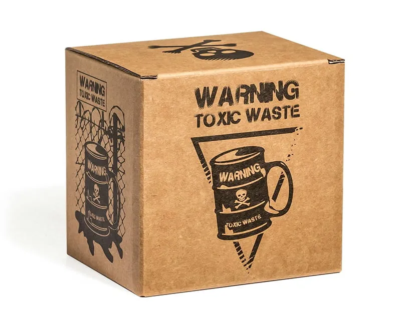 kubek-warning-toxic-waste