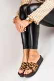 klapki-damskie-na-platformie-leopard-plec-produkt-damski