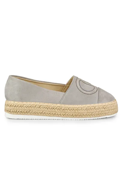 szare-espadryle-na-platformie-kolor-szary