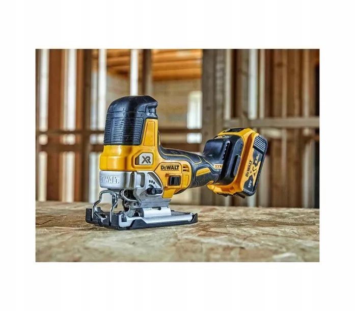 dewalt-wyrzynarka-18v-dcs335n-glebokosc-ciecia-w-aluminium-25-mm