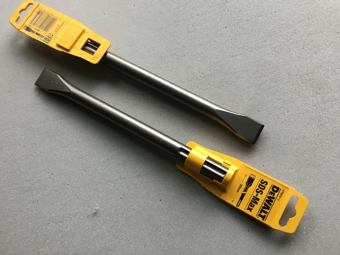 dewalt-dluto-sds-max-25x300mm