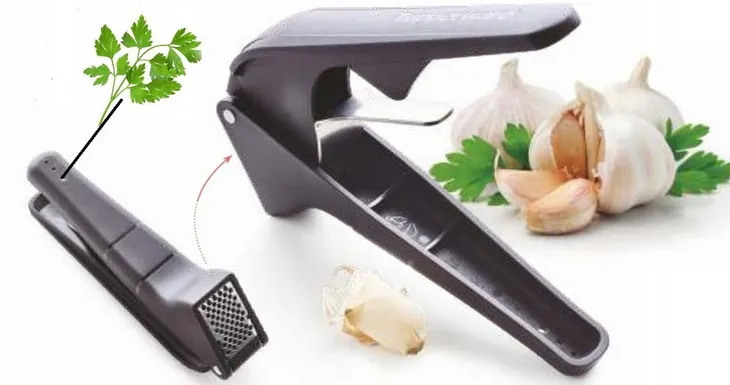 fiskars-praska-do-czosnku-functional-form-stan-nowy-waga-z-opakowaniem-0-5-kg