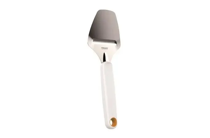 fiskars-functional-form-skrawak-do-sera-1-szt-stan-nowy-waga-z-opakowaniem-0-15-kg