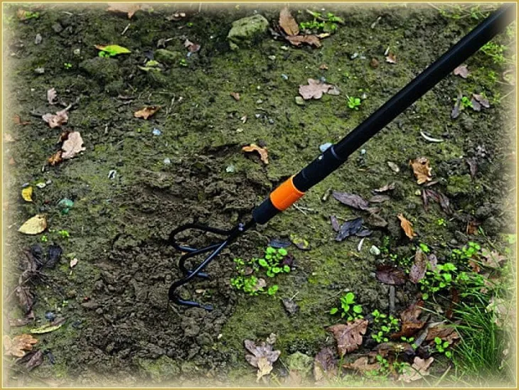 kultywator-fiskars-metal-18-cm-dlugosc-narzedzia-18-cm