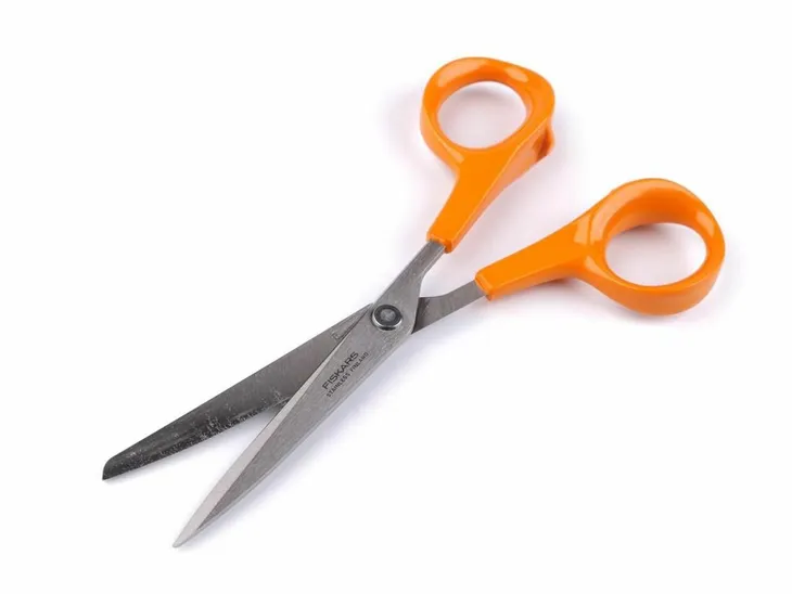 fiskars-nozyczki-do-papieru-17cm-linia-inna-marka-fiskars