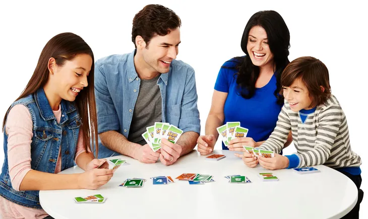 gra-karty-skip-bo-mattel-52370-wiek-dziecka-7-lat
