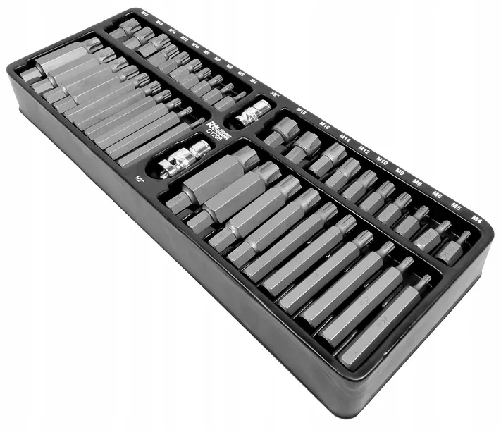 richmann-c1208-waga-z-opakowaniem-2-06-kg