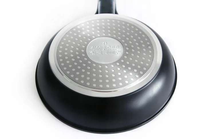 patelnia-24cm-practi-plus-zwieger-ksztalt-okragly